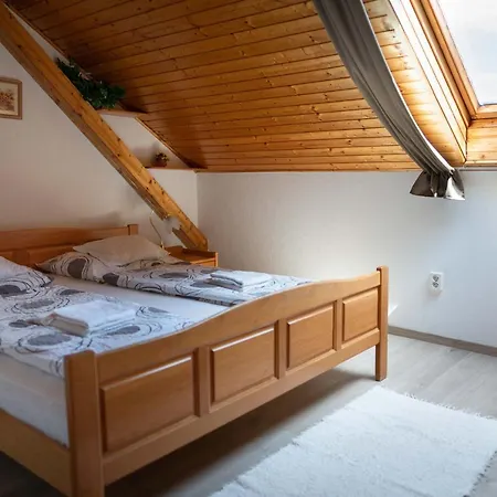 Marietta Apartment Heviz
