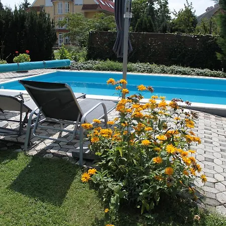 Marietta Apartment *